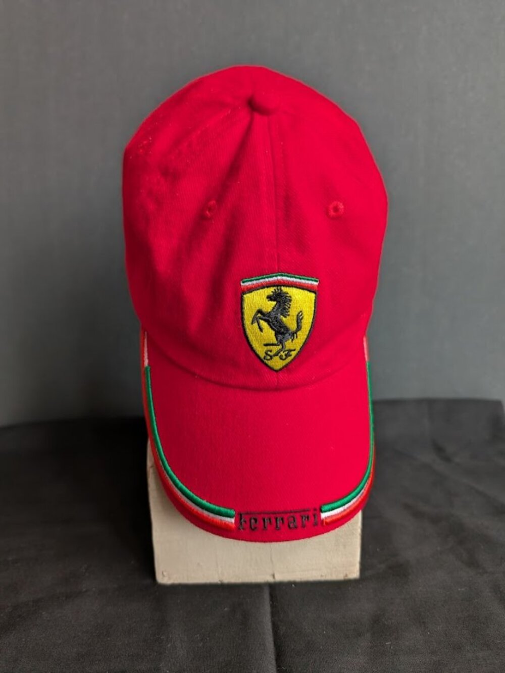 Vintage FERRARI Cap Hat Classic Big Logo 00s Collection One Size